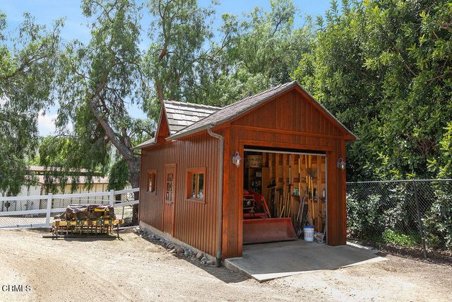 2735 Los Pinos Circle, Camarillo, CA 93012