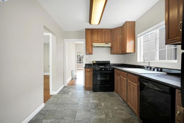 2206 66Th Ave, Oakland, CA 94605