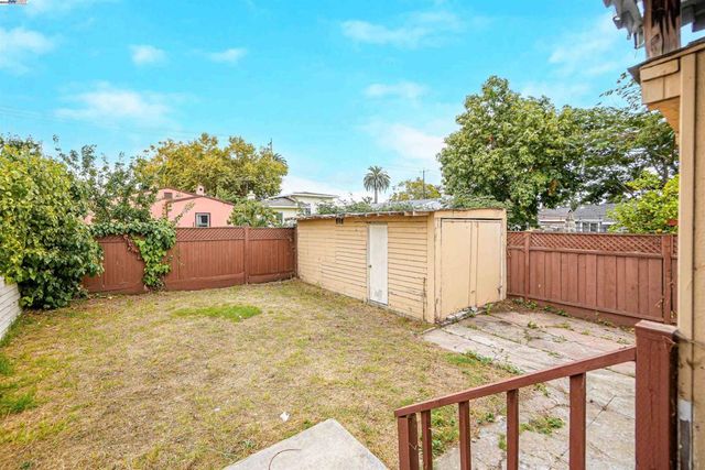 2206 66Th Ave, Oakland, CA 94605