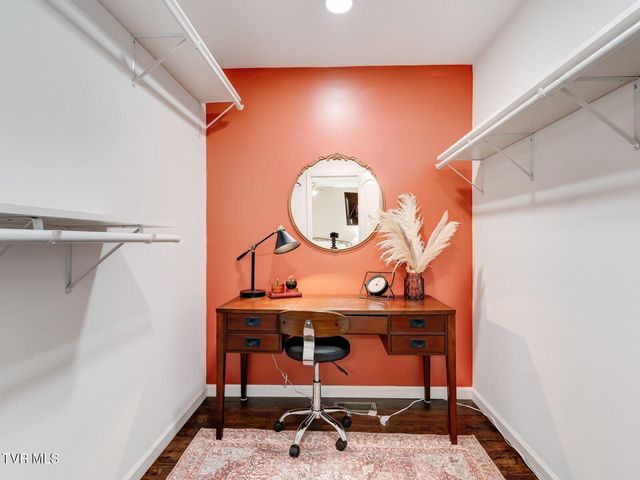 3001 Mayfield Drive, Johnson City, TN 37604