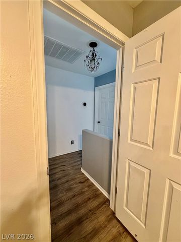 6685 Burbage Avenue, Las Vegas, NV 89139