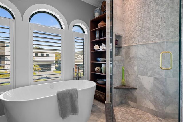 4926 W MELROSE AVENUE N, Tampa, FL 33629