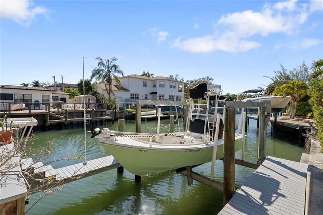 4926 W MELROSE AVENUE N, Tampa, FL 33629