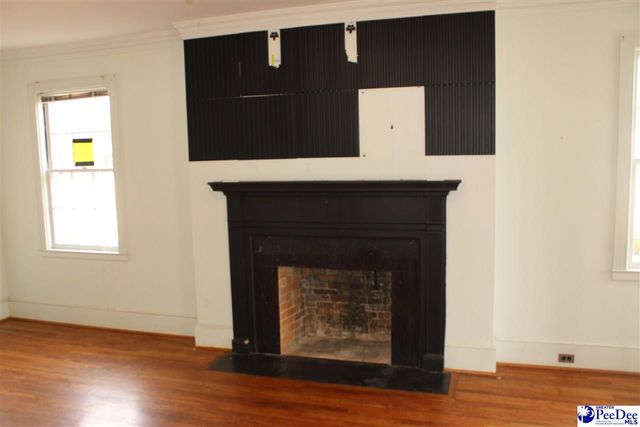 609 E Main St., Lake City, SC 29560