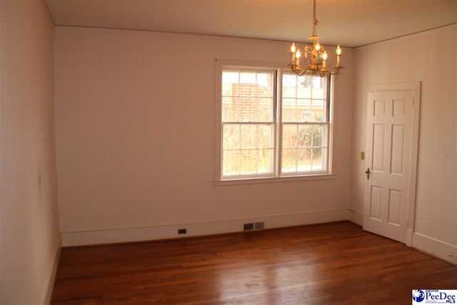 609 E Main St., Lake City, SC 29560