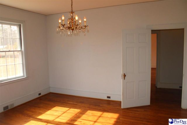 609 E Main St., Lake City, SC 29560