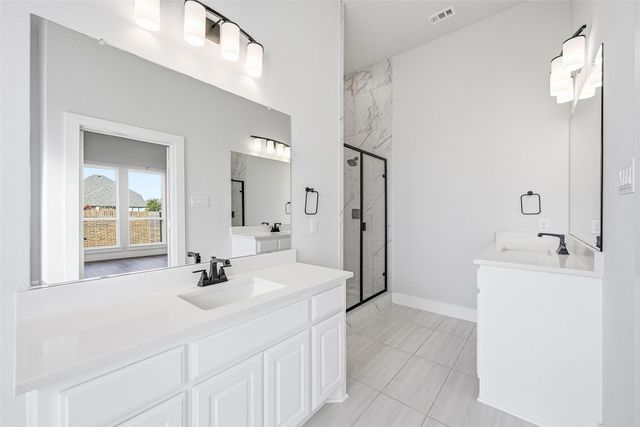 2060 Valencia Drive, Little Elm, TX 75068