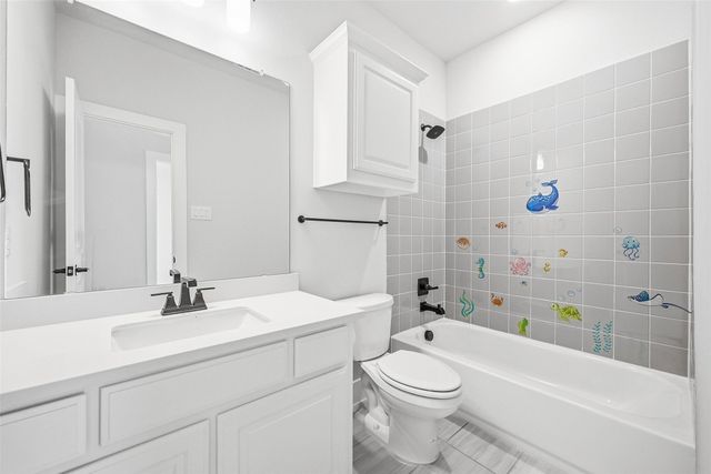 2060 Valencia Drive, Little Elm, TX 75068