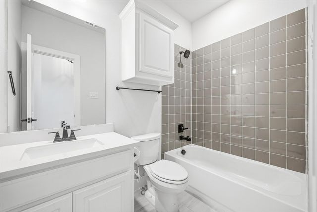 2060 Valencia Drive, Little Elm, TX 75068