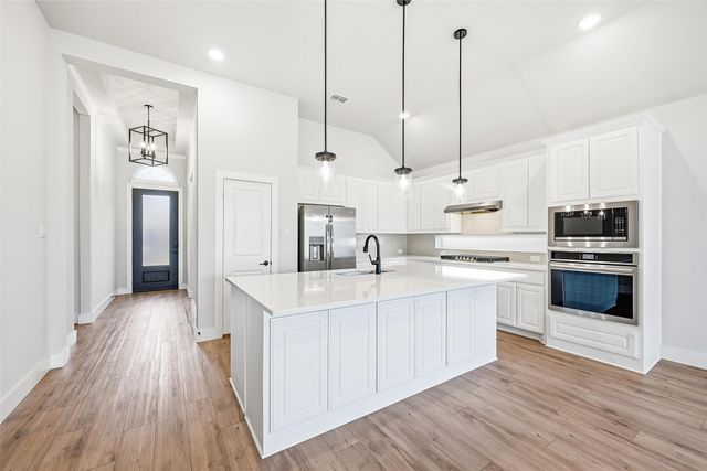 2060 Valencia Drive, Little Elm, TX 75068