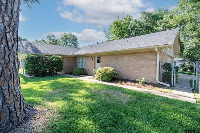 902 Joel Drive, Tyler, TX 75703