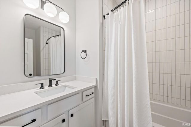 124 Parkerwood Lane, West Lafayette, IN 47906