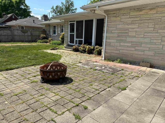 212 S Alvord Boulevard, Evansville, IN 47714