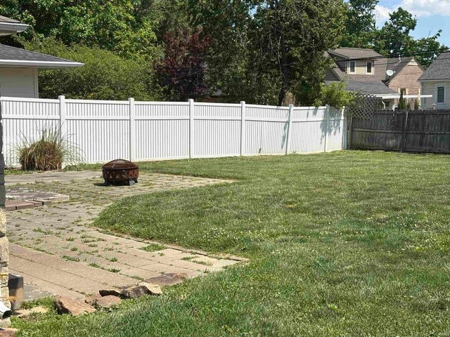 212 S Alvord Boulevard, Evansville, IN 47714