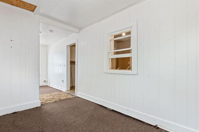 1229 N Center Avenue, Shawnee, OK 74801