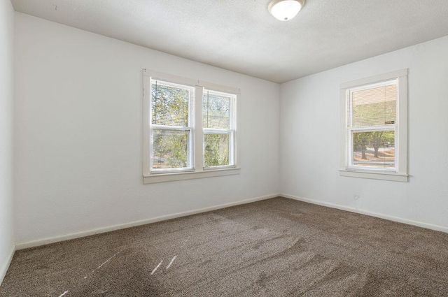 1229 N Center Avenue, Shawnee, OK 74801