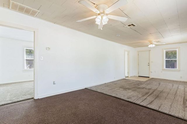 1229 N Center Avenue, Shawnee, OK 74801