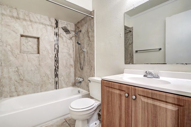 95 Eventide Road SE, Rio Rancho, NM 87124