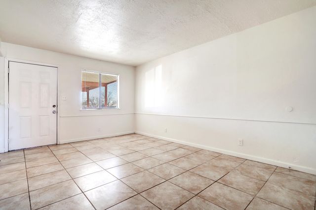 95 Eventide Road SE, Rio Rancho, NM 87124