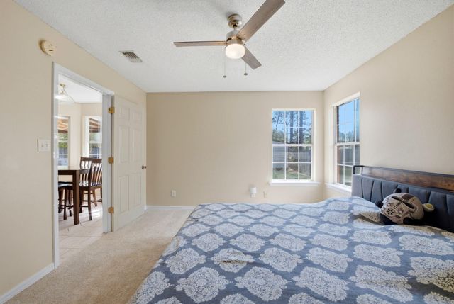 2634 Hidden Estates Circle, Navarre, FL 32566