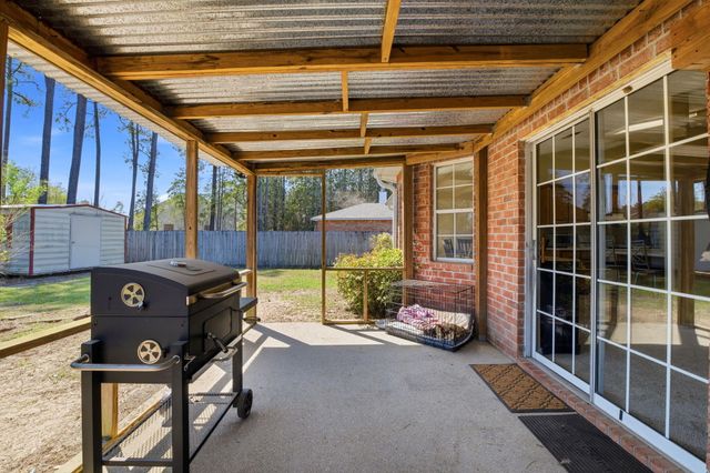 2634 Hidden Estates Circle, Navarre, FL 32566