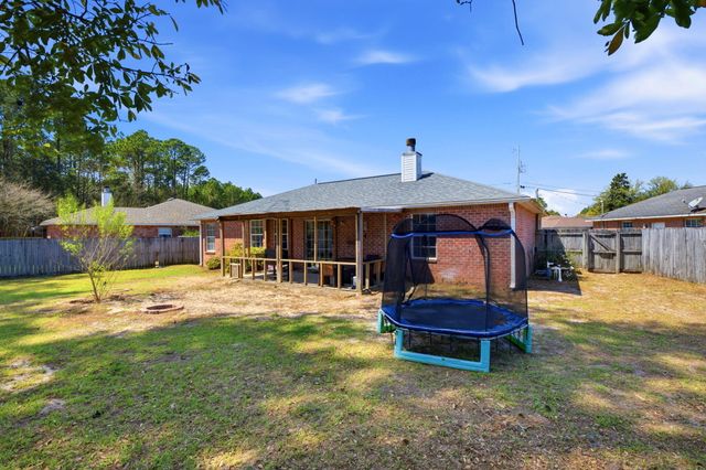 2634 Hidden Estates Circle, Navarre, FL 32566