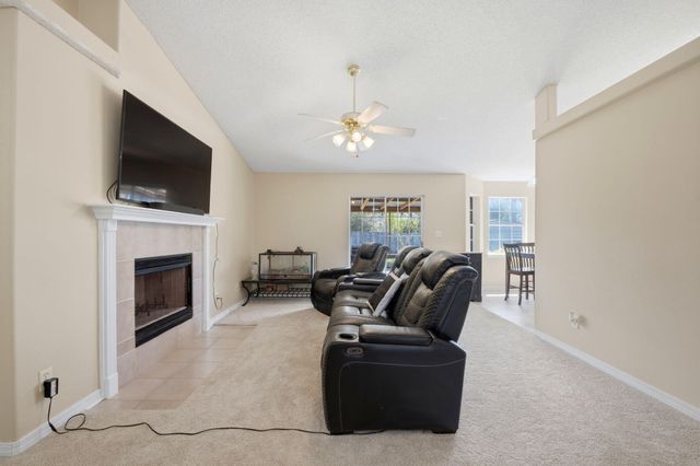 2634 Hidden Estates Circle, Navarre, FL 32566