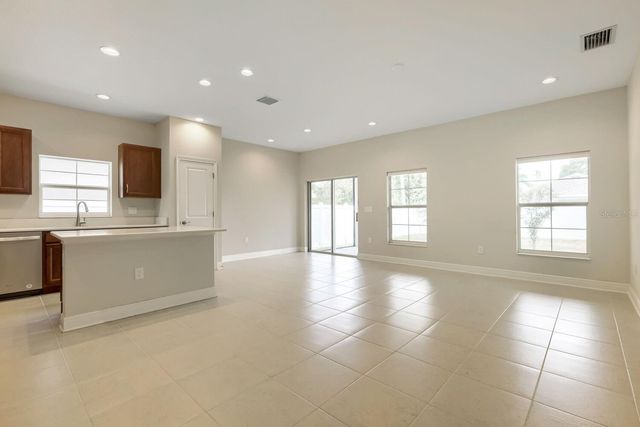 3029 54TH AVENUE N, St Petersburg, FL 33714
