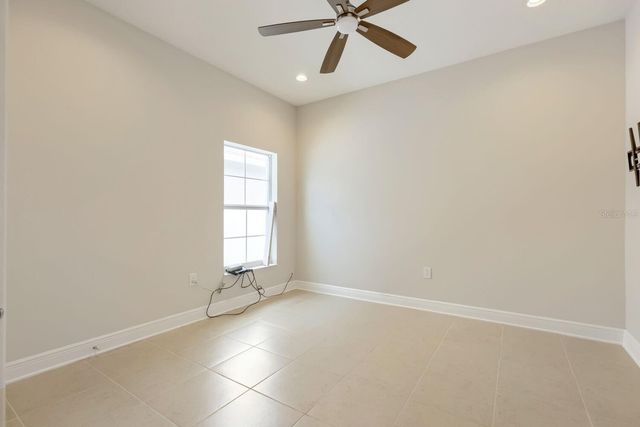 3029 54TH AVENUE N, St Petersburg, FL 33714