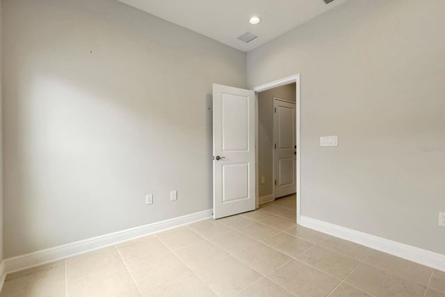 3029 54TH AVENUE N, St Petersburg, FL 33714