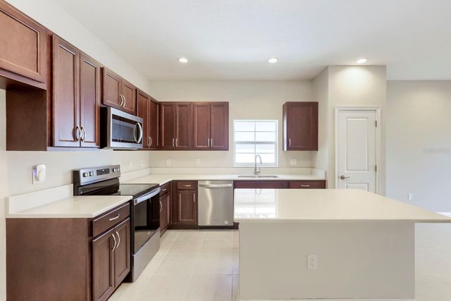 3029 54TH AVENUE N, St Petersburg, FL 33714