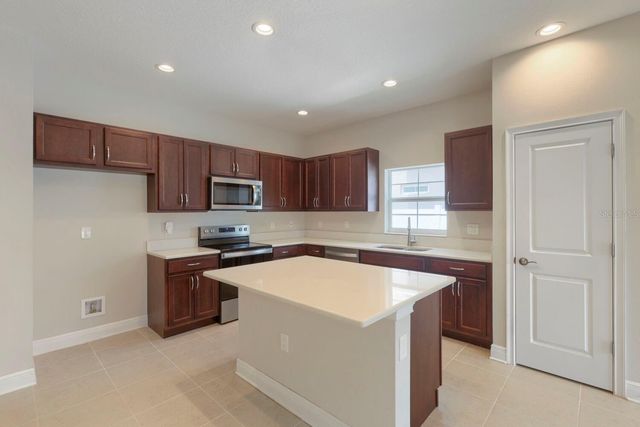 3029 54TH AVENUE N, St Petersburg, FL 33714