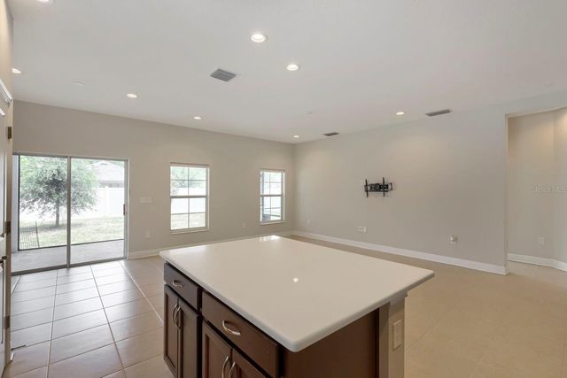 3029 54TH AVENUE N, St Petersburg, FL 33714