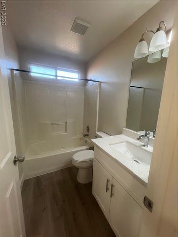 8001 Mt Royal Court, Las Vegas, NV 89145