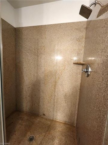 1256 Carpazi CT 502, Naples, FL 34105