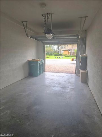 1256 Carpazi CT 502, Naples, FL 34105