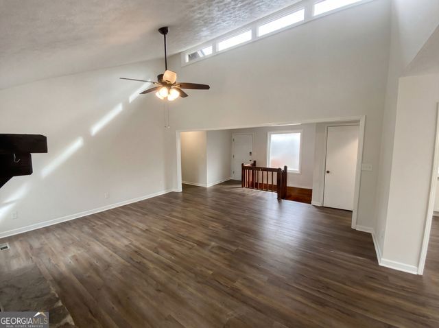 129 Bramble Oak Drive, Woodstock, GA 30188