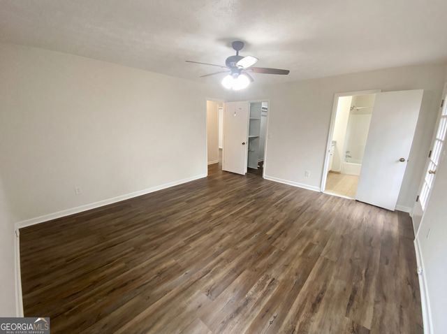 129 Bramble Oak Drive, Woodstock, GA 30188