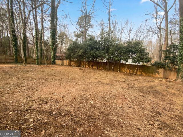 129 Bramble Oak Drive, Woodstock, GA 30188