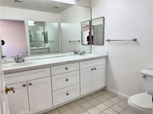 18319 Hart Street 3, Reseda, CA 91335