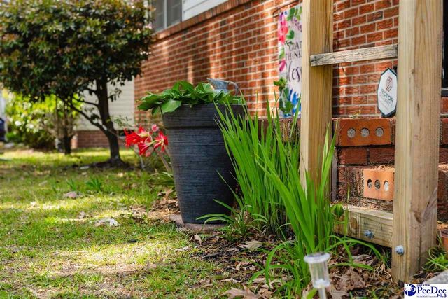 1774 Williamsburg Circle, Florence, SC 29506
