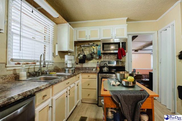 1774 Williamsburg Circle, Florence, SC 29506