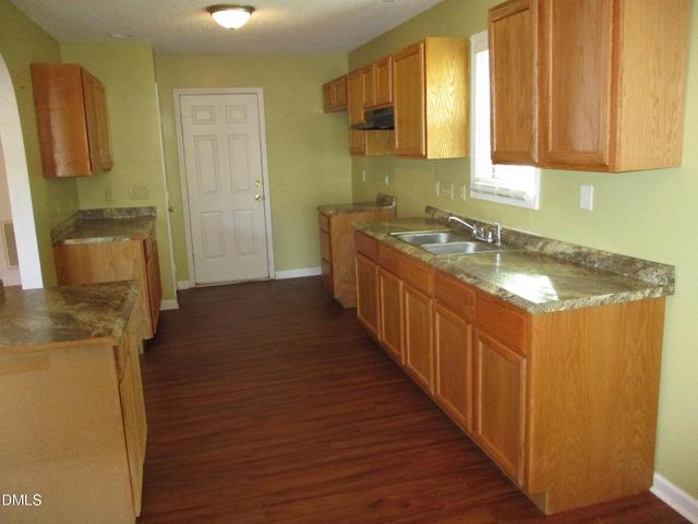 1513 Entheos Lane, Raleigh, NC 27610