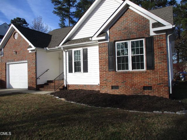 1513 Entheos Lane, Raleigh, NC 27610