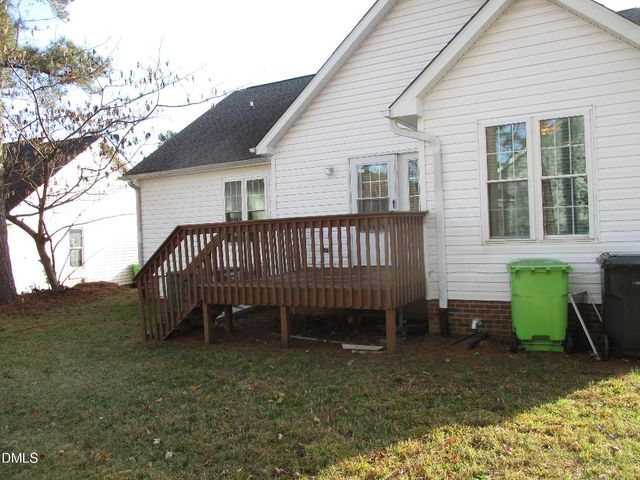 1513 Entheos Lane, Raleigh, NC 27610