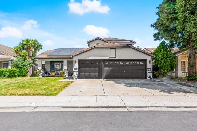 813 Sugar Pine Dr, Lathrop, CA 95330