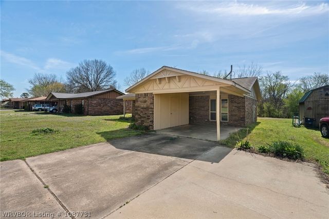 407 Wyndy Height Drive, Charleston, AR 72933