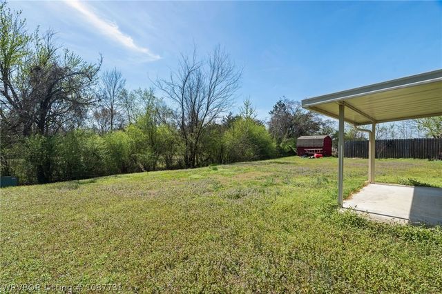 407 Wyndy Height Drive, Charleston, AR 72933