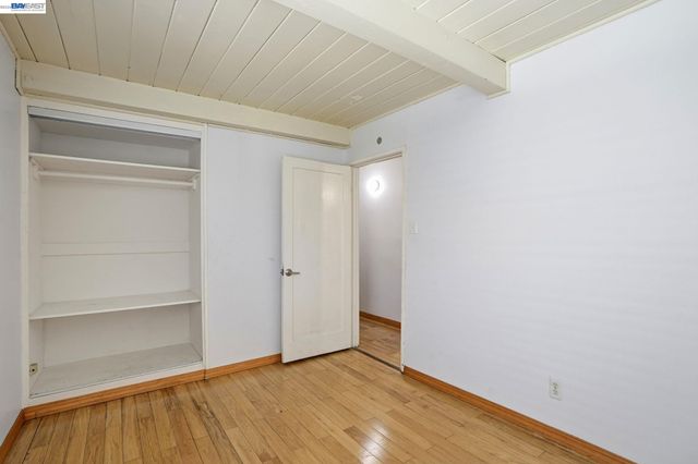 2102 Overhill Rd, Concord, CA 94520