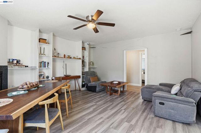 2102 Overhill Rd, Concord, CA 94520